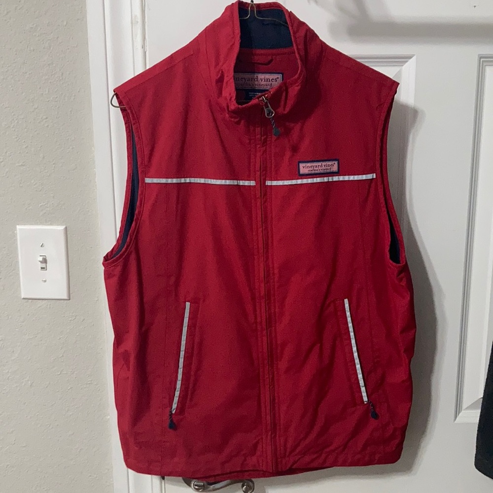 Vineyard Vines Red men's boating vest Size Small